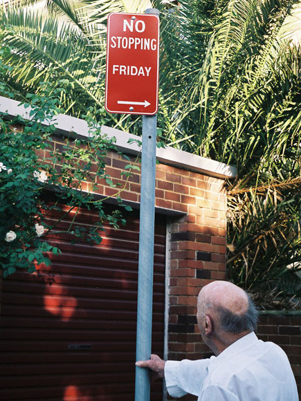 bronte-sign-friday-only-no-parking-usg.jpg