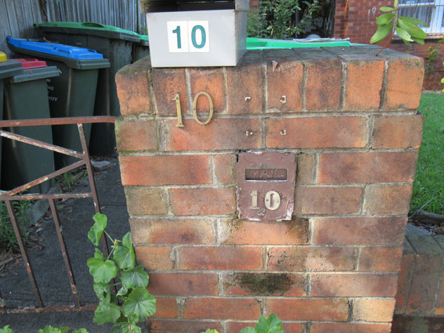 lane-cove-missing-house-number-uh.jpg