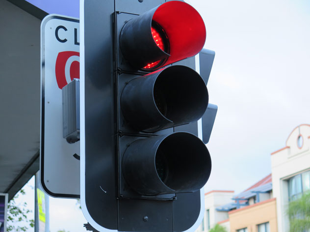 neutral-bay-traffic-lights-sign-2-usg.jpg