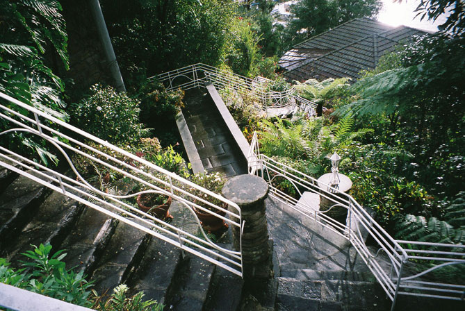 northbridge-steps-twisting-ust.jpg