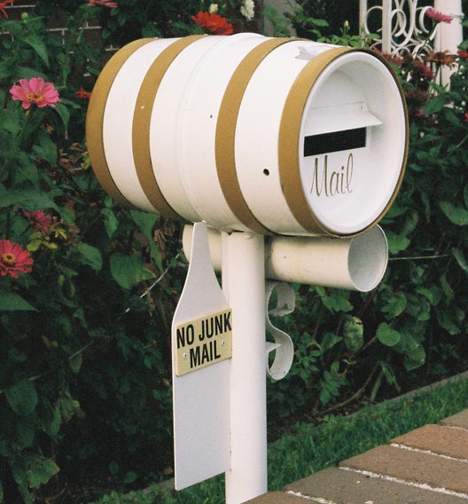 rosebery-mailbox-barrel-beer-um.jpg