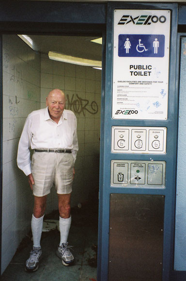 sydenham-toilet-modern